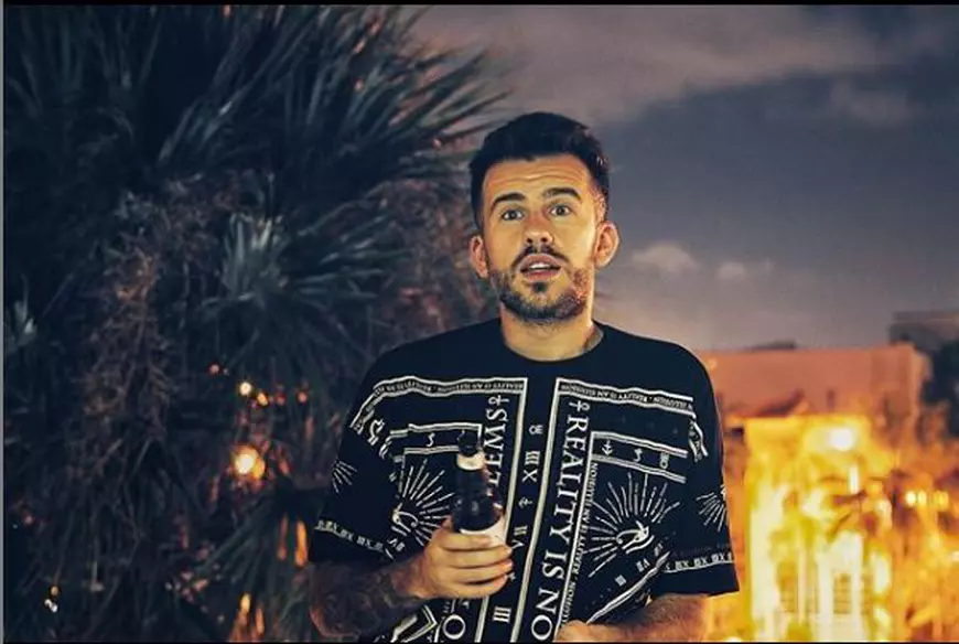 Vedetele au plecat în vacanță în țările calde