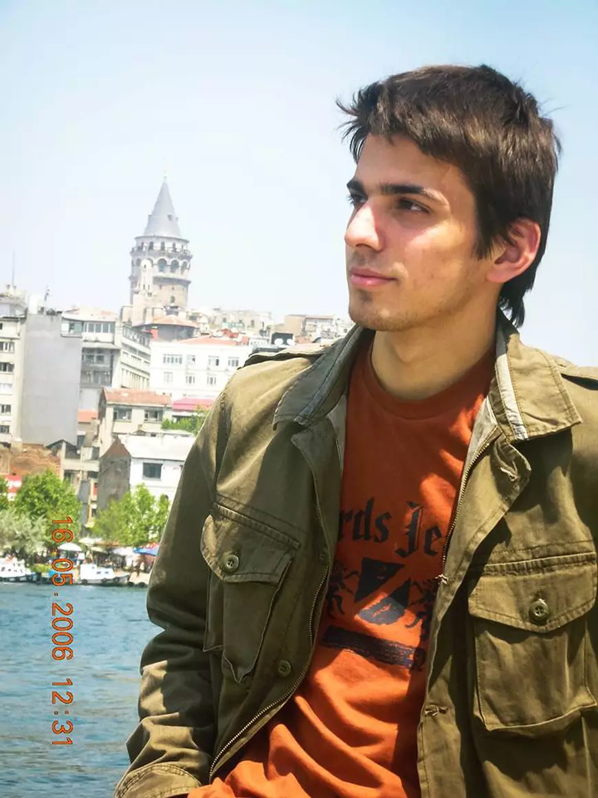 Cum arăta Tuncay Ozturk în studenție. Imagine nemaivăzută cu fostul soț al Andreei Marin