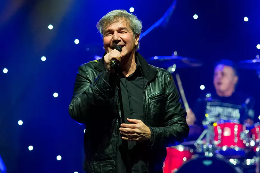 Pauză în plin turneu. Dan Bittman și colegii de la Holograf s-au dus la terapie în Salina Turda