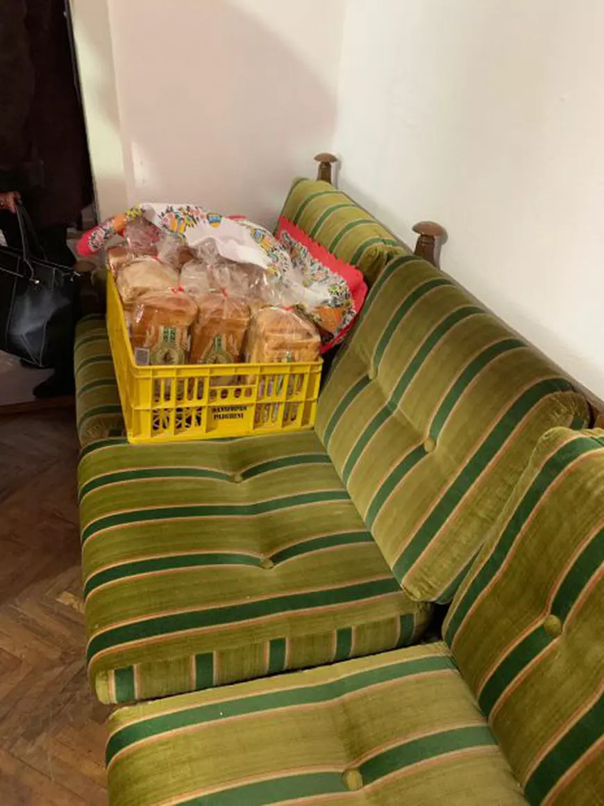 Mărturii cutremurătoare din azilul groazei! Bătrânii erau ținuți în frig, hrăniți cu mâncare expirată o dată pe zi, grav bolnavi și fără tratamente (FOTO)