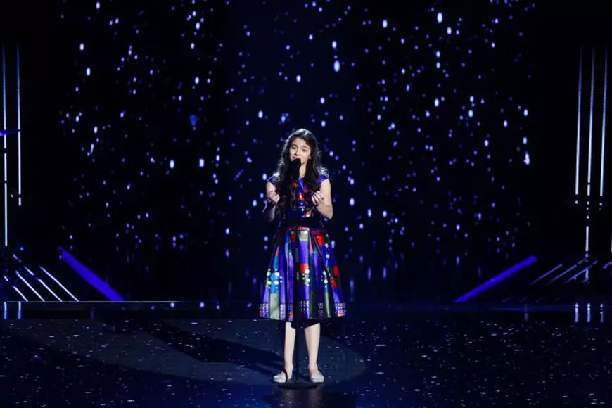 EUROVISION 2019. Laura Bretan și-a adus din America rochia pentru semifinala Selecției Naționale. Nu iese pe scenă până nu se roagă!   