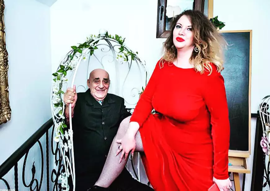 Cadoul Oanei Lis pentru Viorel Lis, de ziua lui de naștere. "I-am dat cam șase milioane ca să le joace"