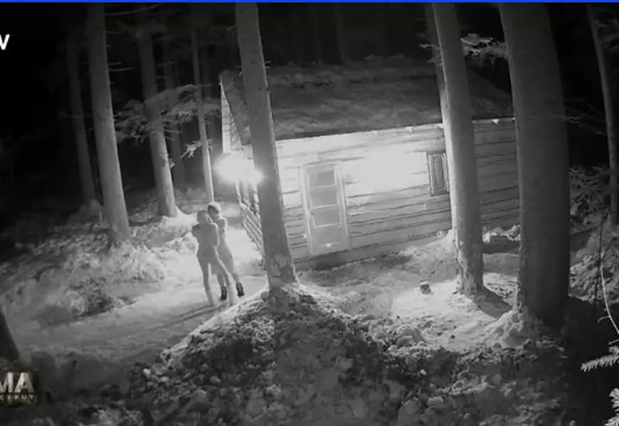 Vali Bărbulescu, discuție incendiară cu Otniela. "Facem sex sălbatic în pădure, de față cu lupii"