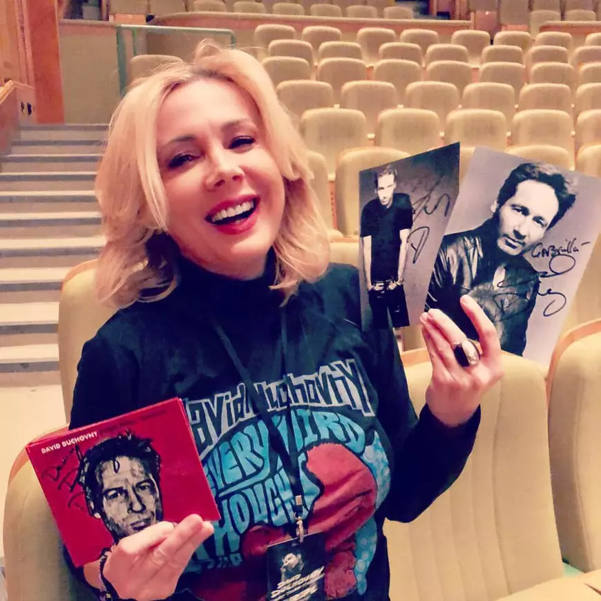 VIDEO/ David Duchovny a întârziat 30 de minute la concertul din București și s-a speriat de-o pană de curent