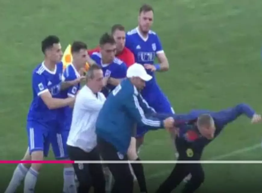 ACTUALIZARE Dovezi noi ale bătăii! Erik Lincar poveștește calvarul trăit la Severin: ”M-au bătut 7 secunde, bam-bam”. Reacția celui acuzat de agresiune: ”El m-a lovit”