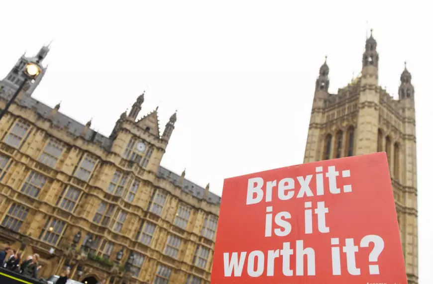 UPDATE / Acordul revizuit pentru Brexit, propus de Theresa May, a fost respins de Parlamentul britanic! Ce urmează acum