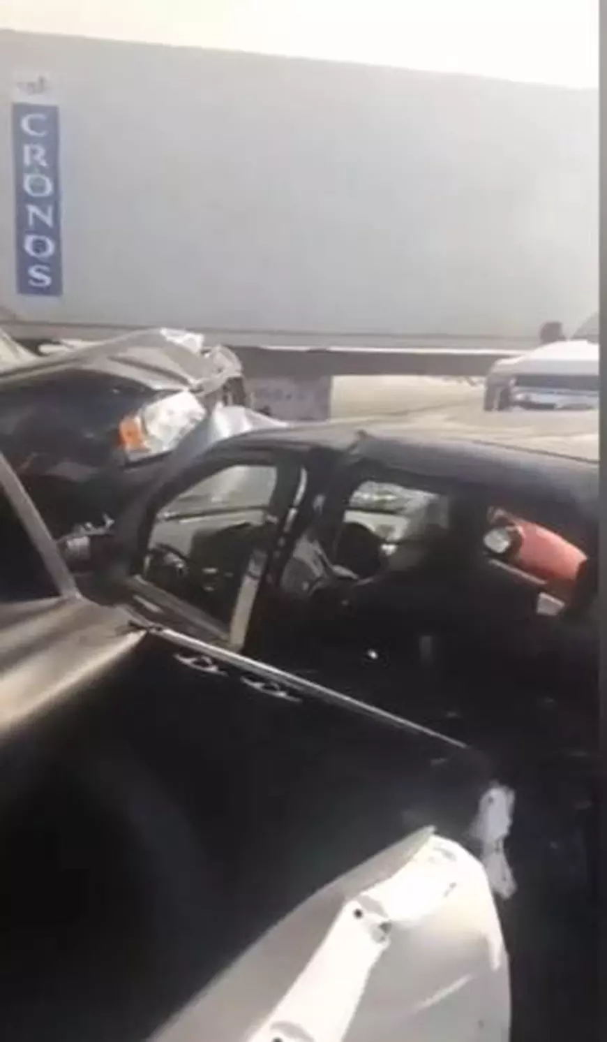 Carambol pe o autostradă din Mexic. Peste 15 mașini implicate, 5 morți și 19 răniți | VIDEO
