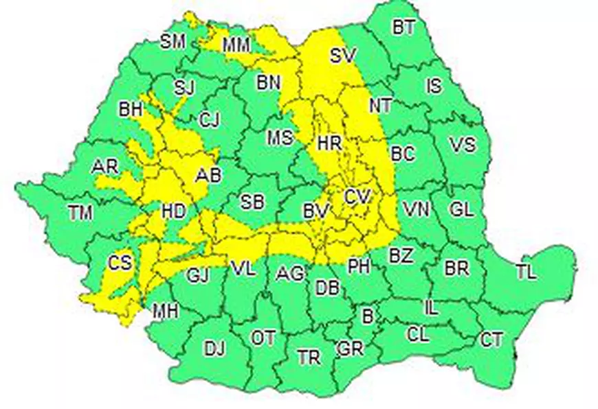Cod galben de vânt și ninsori viscolite în zona de munte din 27 judeţe