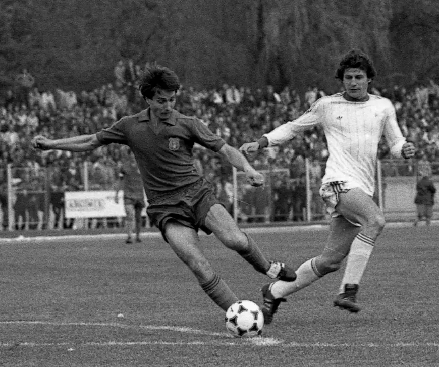 Tudorel Stoica și Mulțescu, într-un derby din 1983