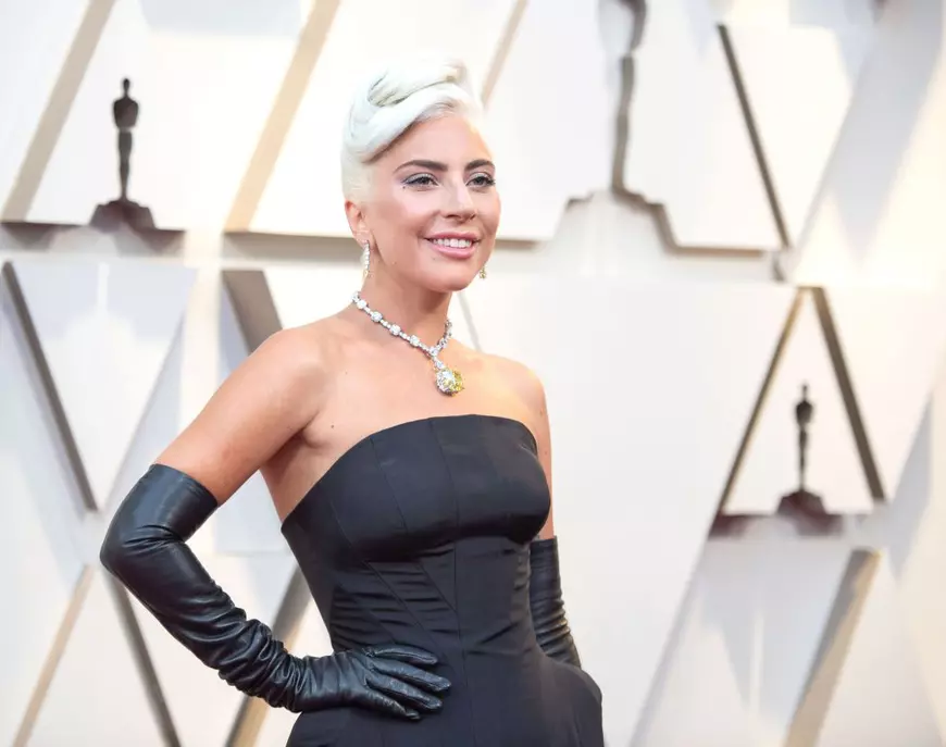 Presa americană: Lady Gaga are o relație cu Jeremy Renner, actorul din „Avengers”