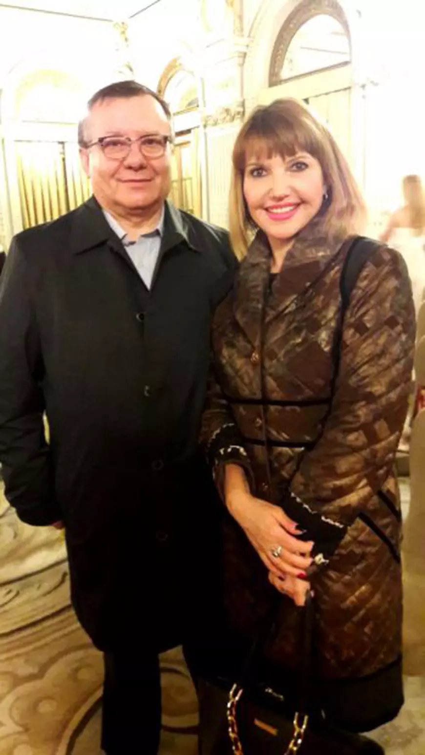 VIDEO/ Marina Almășan, răsfățată de iubit de 8 Martie. A primit cadou o vizită la Napoli, la fiul ei