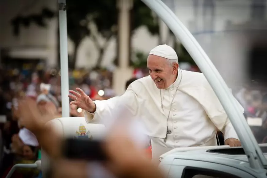 FOTO/ Papamobil de la Pitești! Papa Francisc ar putea folosi mașini Dacia în timpul vizitei sale în România