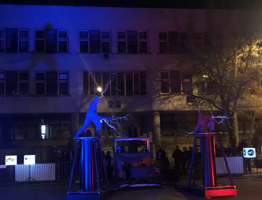 VIDEO&FOTO/ Războiul stelelor în orașul de pe Bega. ”Lorzii fulgerelor” fac spectacol în Timișoara