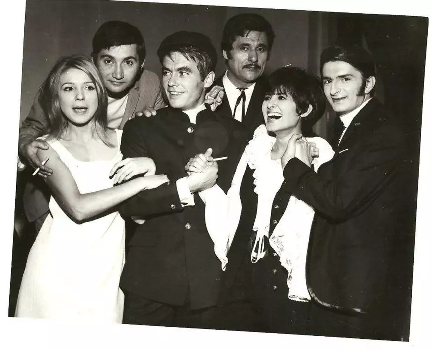 Cântăreața Mihaela Mihai, probleme în avion. “M-au înștiințat că vor lua măsuri împotriva mea”. A fost catalogată “pasager recalcitrant”