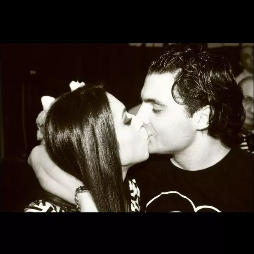 Cine și-ar fi închipuit asta despre Pepe și soția sa? "I l-am pus direct pe mână. Uneori sunt moartea pasiunii"