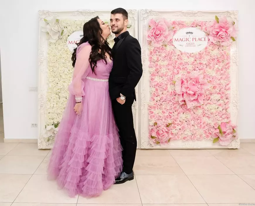 Mesajul lui Marius Elisei de ziua soției sale, Oana Roman. "Să ne iubim mereu"