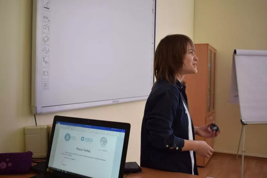 VIDEO | Generația Manifest! Libertatea a vorbit cu elevele care au protestat la simularea examenului de bacalaureat: „Ba da, doamnă ministru, schimbările se fac peste noapte!”