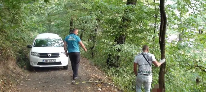 Tânără de 29 de ani găsită moartă într-o pădure din Caraș. Anamaria venise de câteva zile în țară pentru a petrece Paștele