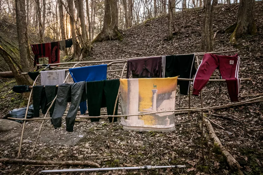 În căutarea lui Gică - românul omorât într-un parc din Huskvarna, Suedia, de doi adolescenți. Paște în pădure cu cei mai nevoiași dintre compatrioți (1)