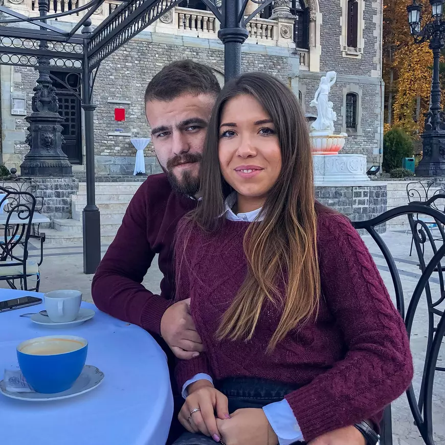 Marturia românului din Anglia care a aflat că i-a murit iubita chiar în accidentul din fața lui. Cristian era blocat pe autostradă fără să știe că în fața lui murise chiar Sorina