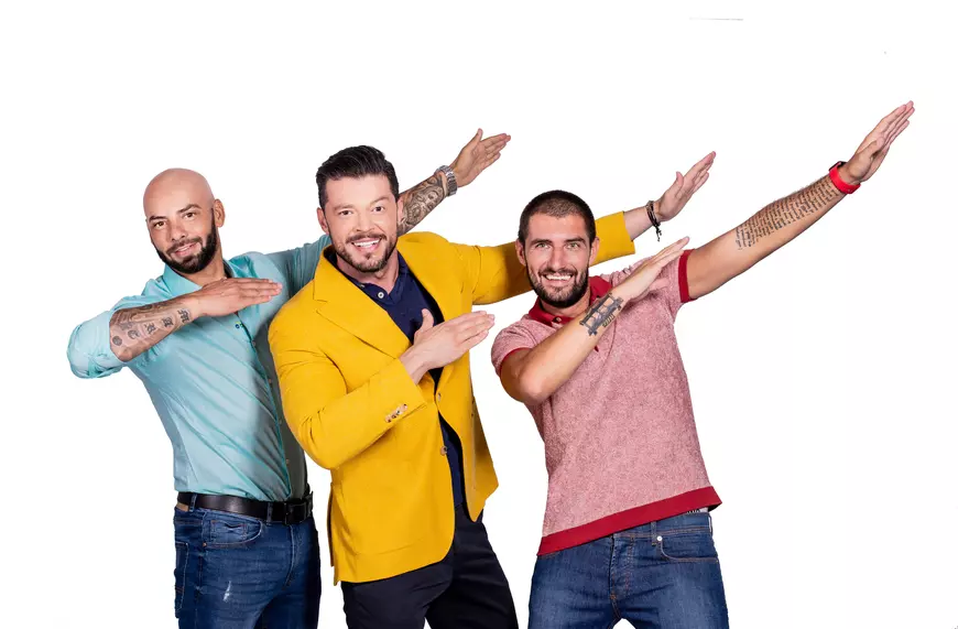 “Vulturii de noapte” lasă cluburile pentru mănăstiri. Victor, Giani și Cătălin vor să facă un tur cu rulota prin Bucovina