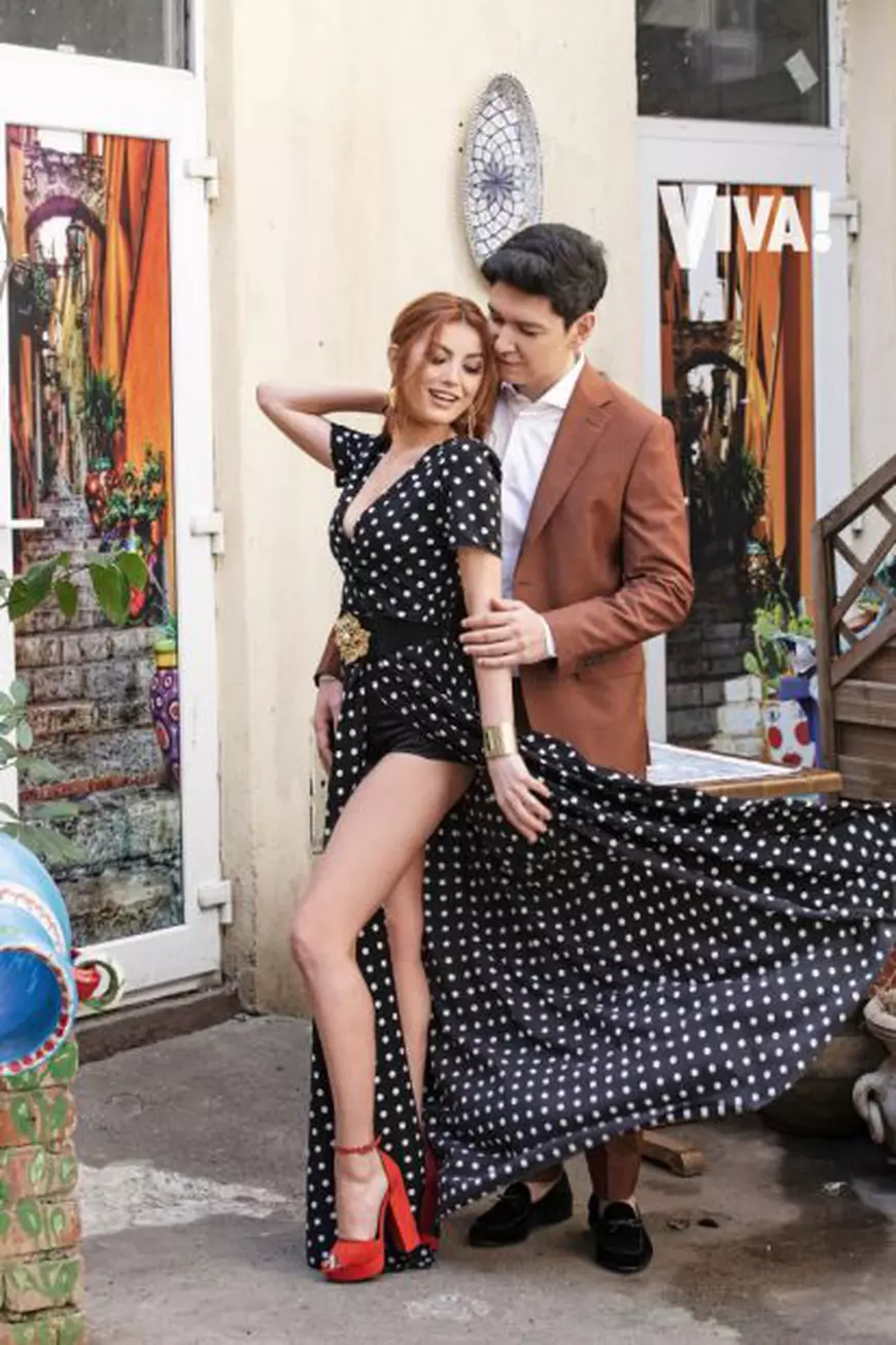 Elena Gheorghe, totul despre povestea de dragoste cu soțul ei. „Ne-am cunoscut când eu aveam 15 ani”