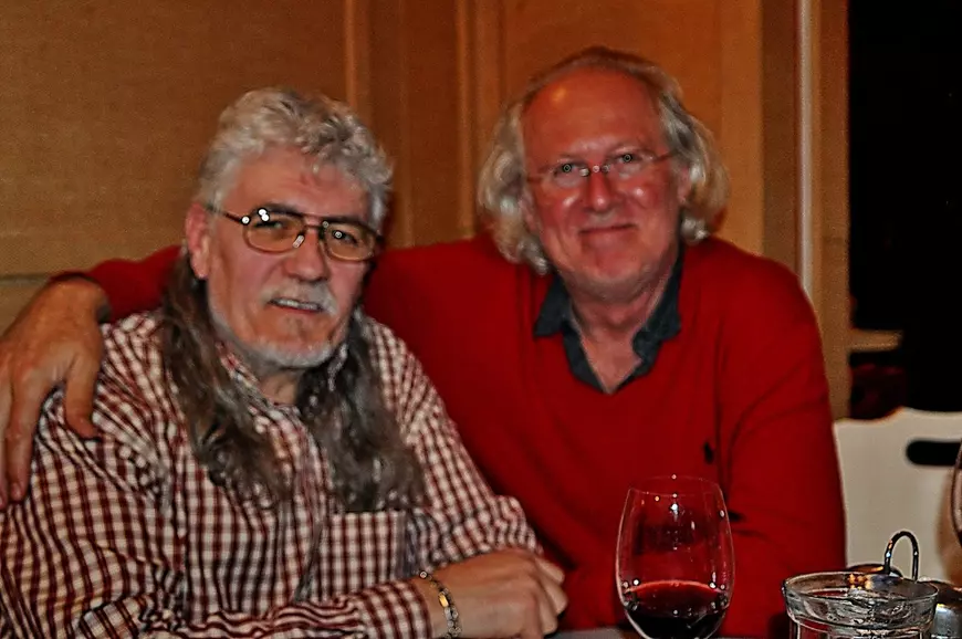 Erlend Krauser, chitaristul din Phoenix care a plecat din România ascuns într-o boxă, se întoarce acasă după 42 de ani!