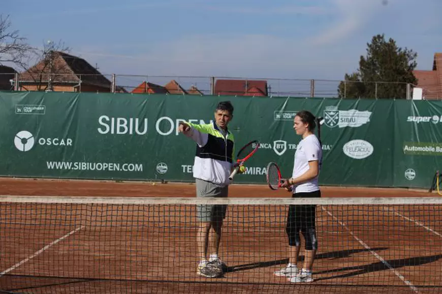 «Iohannis era zero! Rigid ca un lemn, dar a progresat enorm». Avertisment pentru adversarii președintelui în anul electoral, transmis de cel care îl antrenează de 10 ani