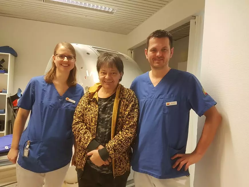 Leo Lorga s-a recuperat timp de două săptămâni, în secret, în România, după operația pulmonară. Luni a plecat din nou la clinica din Germania