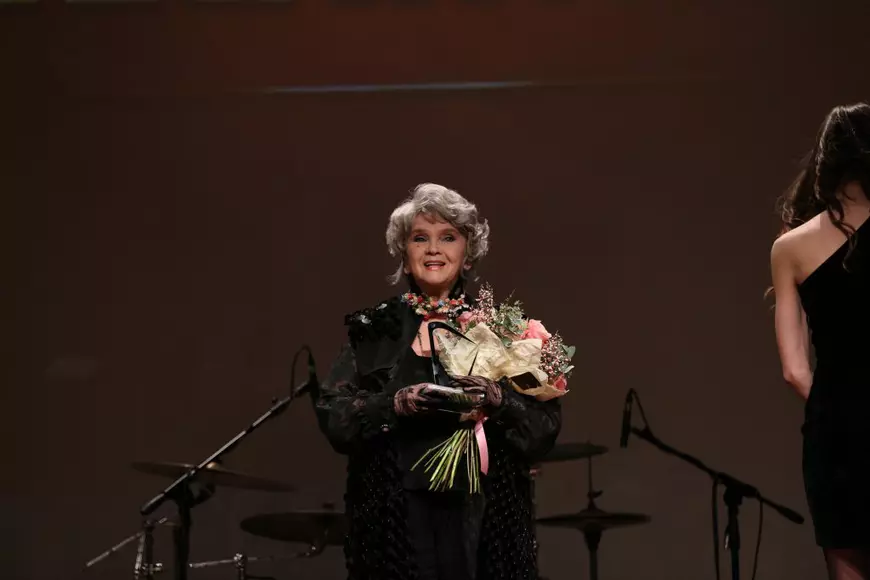 Gala Femeia Anului 2018, organizată de Revista Avantaje, și-a desemnat câștigătoarele. Margareta Pâslaru a fost premiată la categoria "O viață dedicată scenei"