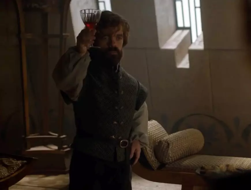 Cum s-a schimbat viața actorilor din serialul "Game of Thrones". Emilia Clarke a suferit două anevrisme în timpul filmărilor, Kit Harington a avut nevoie de terapie