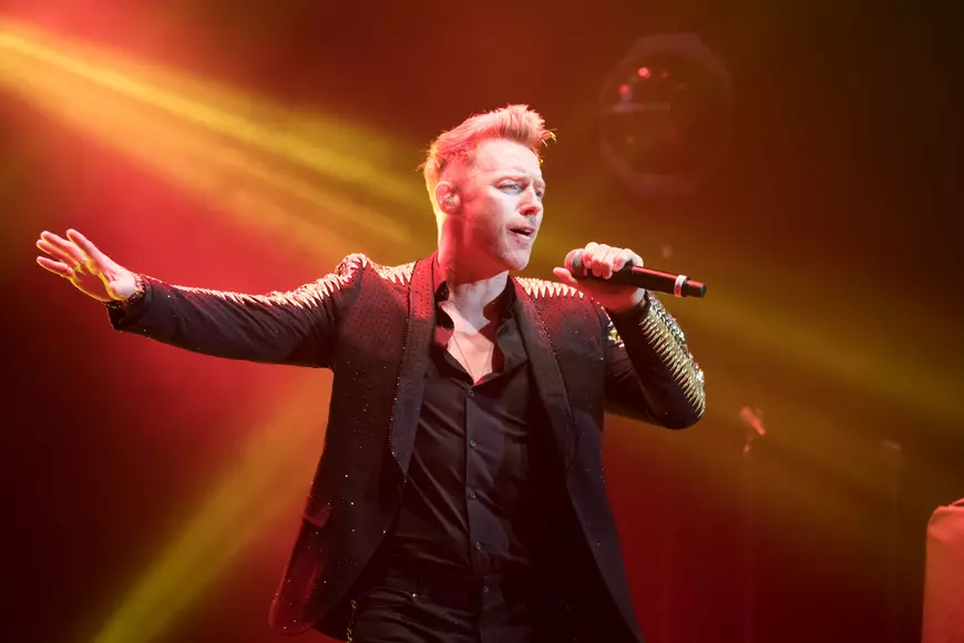 Ronan Keating va cânta în România doar pentru milionari! Starul britanic va susține un spectacol exclusivist în Poiana Brașov, la vară