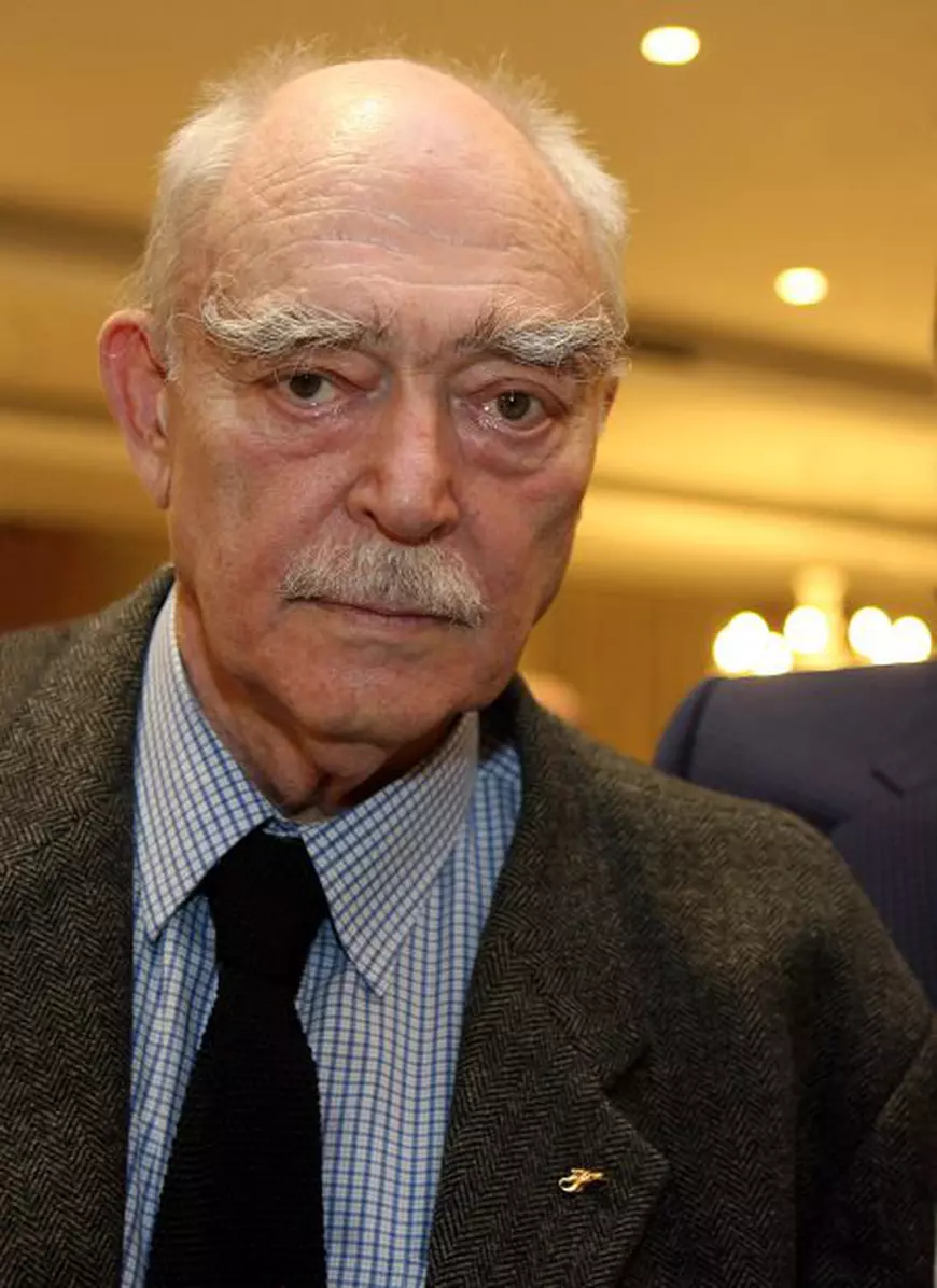 Nea Mărin, naș la o nuntă aranjată, ca-n "Buletin de București"! Amza Pellea l-a cununat pe cascadorul Vasile Popa, care avea nevoie de buletin