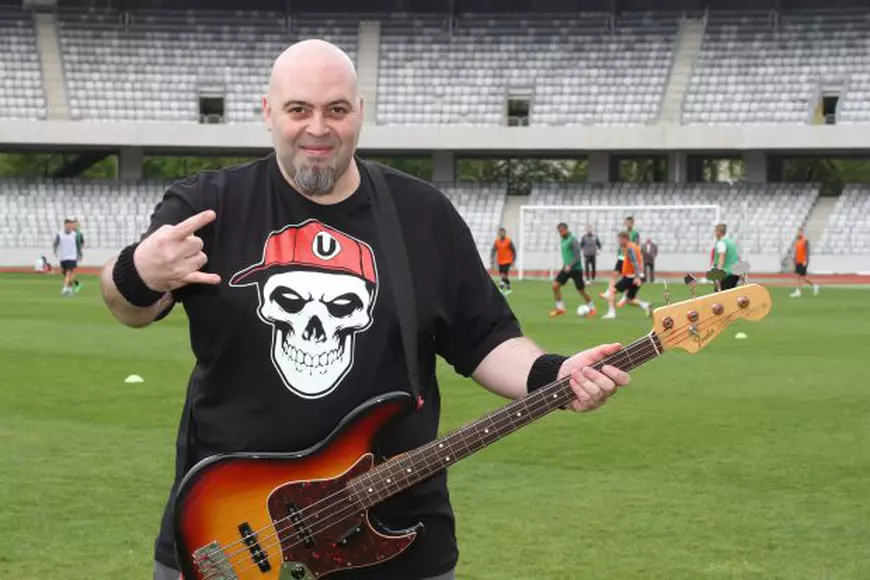 Melodie-omagiu pentru Teo Peter, la 15 ani de la moarte  «Sunt sigur că de acolo, de Sus, tata e mulțumit de ceea ce fac»