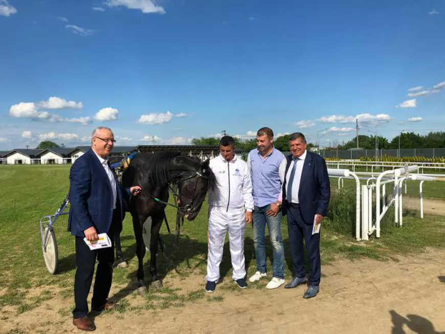 Lucian Bute, de la box la trap. Fostul campion mondial, la reuniunea oficială de azi, de pe hiporomul din Ploiești