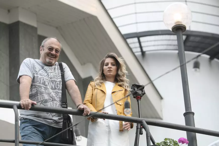 Ana Baniciu a ajuns cu avion privat la București, dar i-a dat palpitații tatălui ei