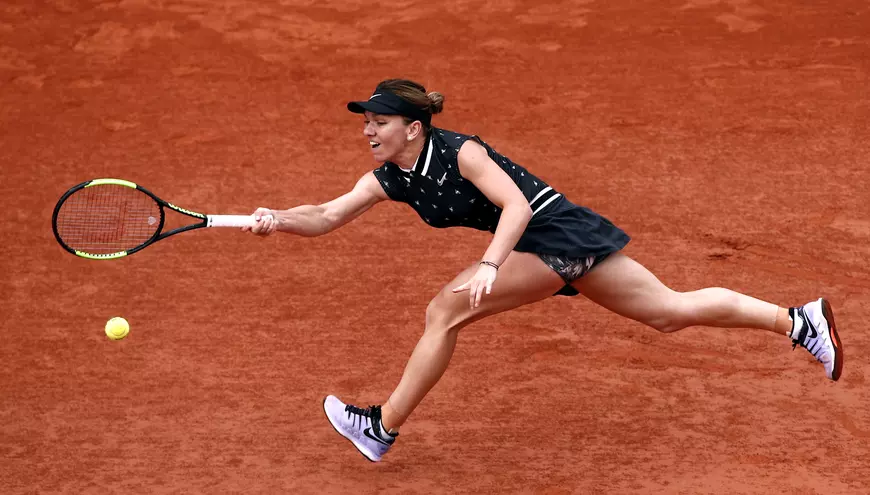 Simona Halep, interviu amplu pentru revista Roland Garros. ”Sunt o femeie făcută să poarte blugi, bluze și adidași”