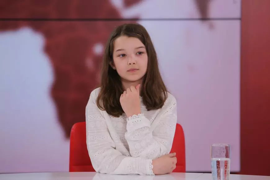 Eva Jumătate, românca de 11 ani, la „Vocea României”.