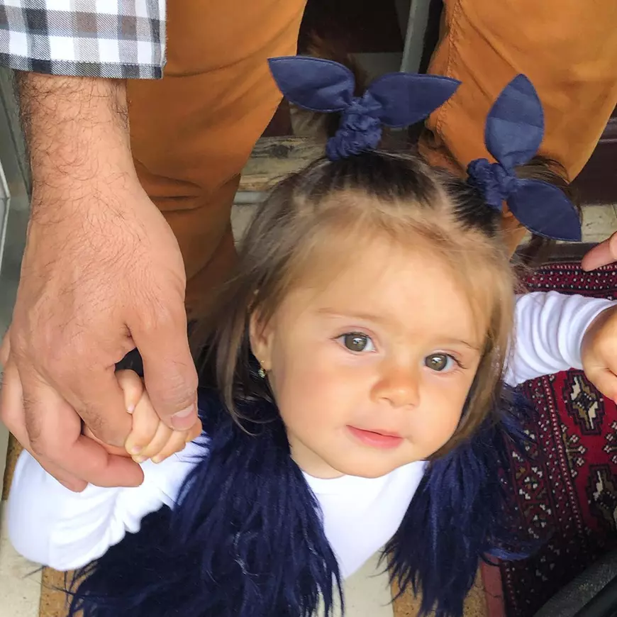 Cât de frumoasă s-a făcut fetița Laurei Cosoi. Rita e cuceritoare!