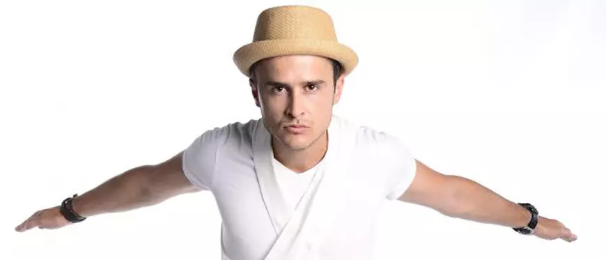 Vacanțele inedite ale vedetelor. Șerban Copoț își duce băieții la cele 10 minuni naturale ale României, Smiley vrea în Tibet