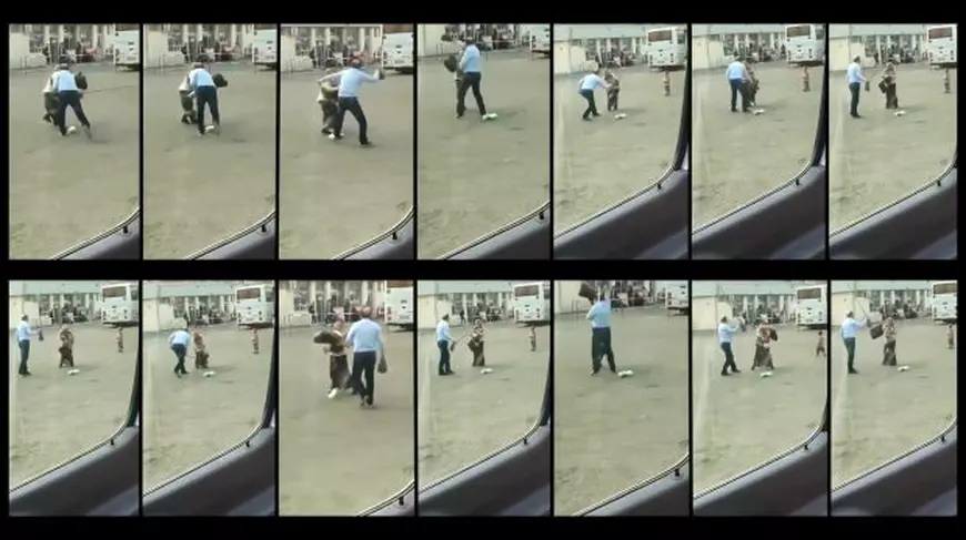 VIDEO | „Suntem oameni, nu suntem câini”! Cum nu sunt acceptați romii în unele curse auto din România săracă. Urmare la videoclipul viral cu femeia bătută în autogara din Zalău