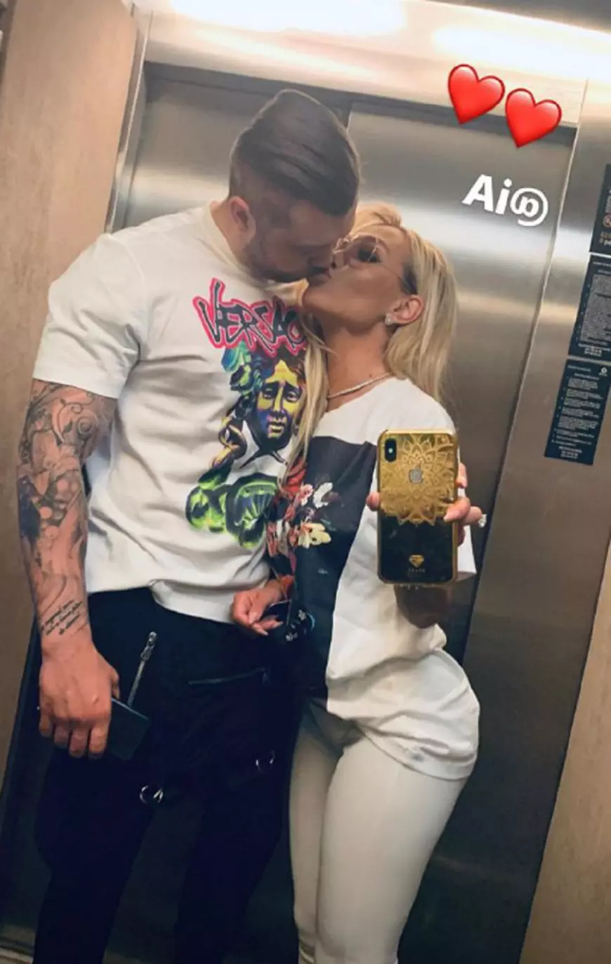 Raluca Podea l-a dat uitării pe Florin Pastramă. Are un nou iubit