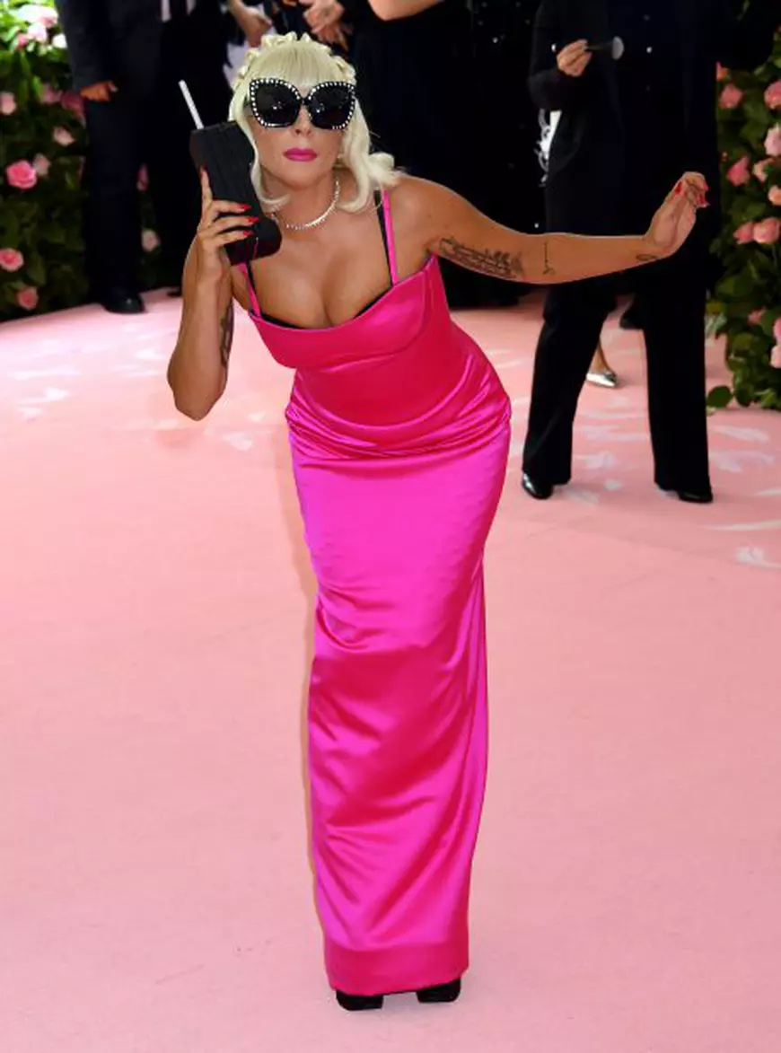 FOTO | Met Gala 2019. Cele mai dramatice look-uri de pe covorul roz. Lady Gaga, Katy Perry și Celine Dion, printre vedetele care au făcut senzație