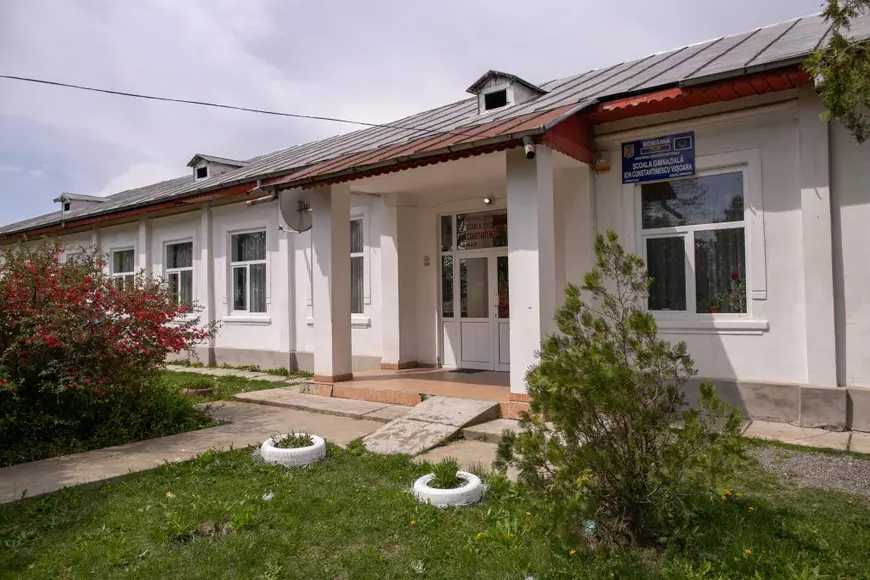 VIDEO | Primar PSD condamnat la 3 ani cu suspendare pentru moartea unei fete într-o groapă cu rahat e acum director adjunct la Direcția pentru Agricultură