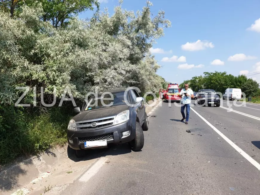 Mircea Băsescu, implicat într-un accident rutier la Eforie Nord. A fost transportat la spital