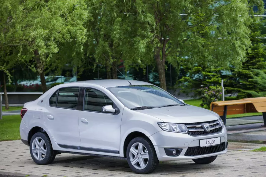 20 de ani de la privatizarea Dacia, care în comunism a dat mașina românului. Cum era să fie cumpărată de Audi și cum ar urma să arate Dacia electrică