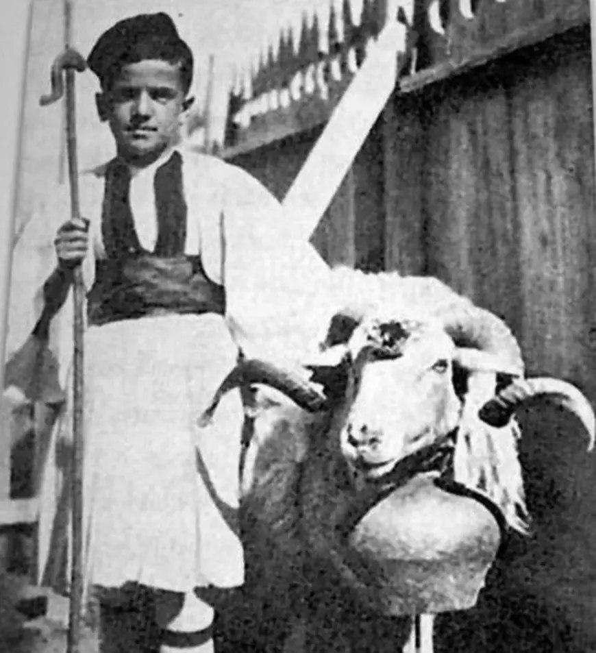 Poveștile din copilărie ale personalităților din sport. Singura palmă primită de Gigi Becali și nostalgia lui Reghecampf după bomboanele cubaneze