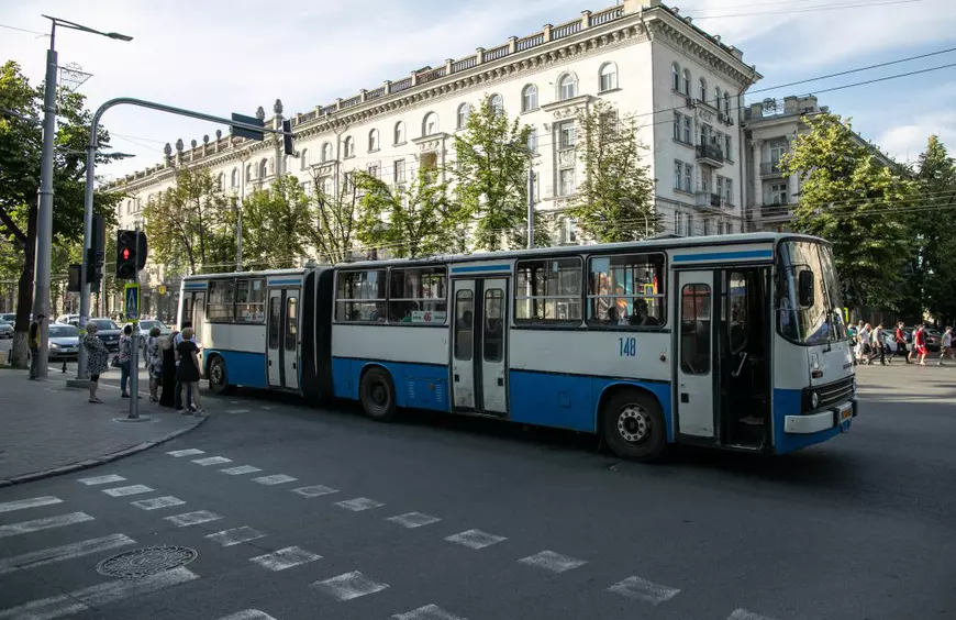 Cum am petrecut criza de la Chişinău.  Cinci zile în Republica Moldova în care am înţeles cum ar fi politicienii noştri fără UE