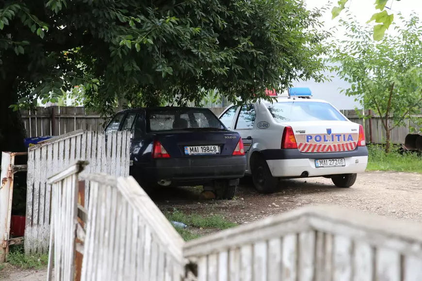 Poliția are mașini atât de vechi, că trebuiau casate de două ori! Poliţiştii încă pleacă în misiuni cu Dacii 1310, Solenza şi autospeciale ARO fabricate în anii ’90!