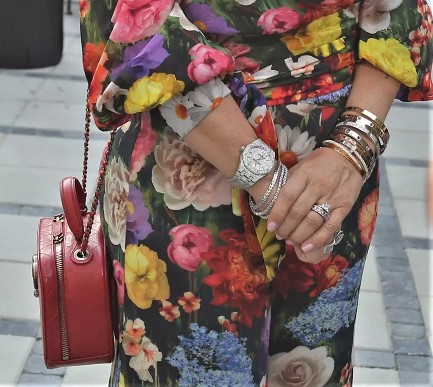 Anamaria Prodan nu iese din casă fără bijuterii supervaloroase